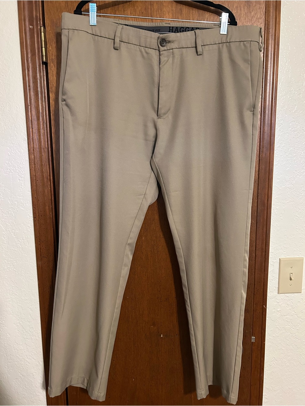 Haggar Men’s Chino Pants in Tan